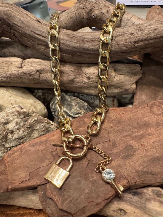 Jewelry - Gold-Tone Chunky Padlock & Key Pendant Necklace
